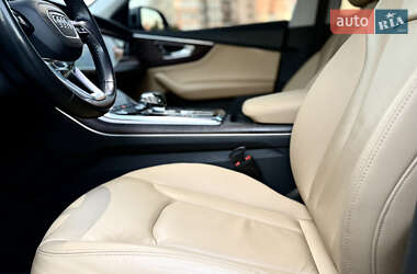 Внедорожник / Кроссовер Audi Q8 2019 в Запорожье