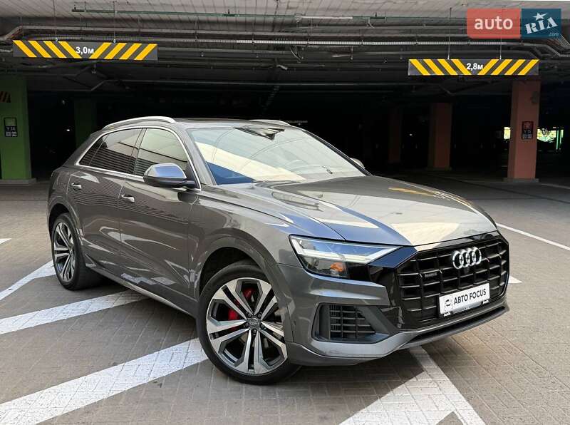 Внедорожник / Кроссовер Audi Q8 2019 в 