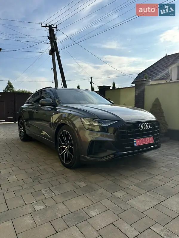 Audi Q8 2020