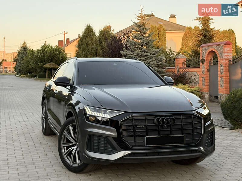 Позашляховик / Кросовер Audi Q8 2019 в Києві