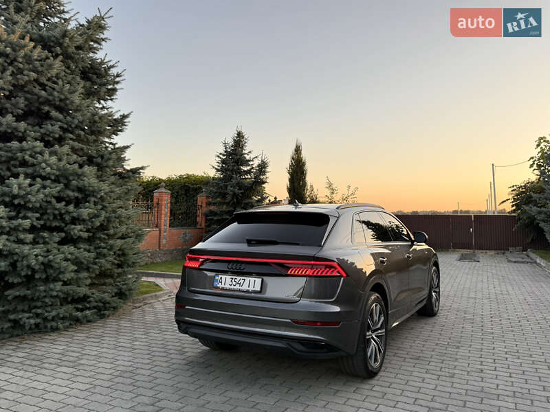 Позашляховик / Кросовер Audi Q8 2019 в Києві
