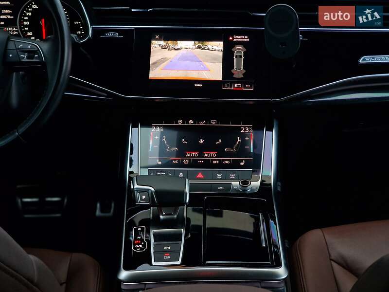 Внедорожник / Кроссовер Audi Q8 2019 в Одессе