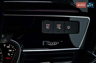 Внедорожник / Кроссовер Audi Q8 2019 в 