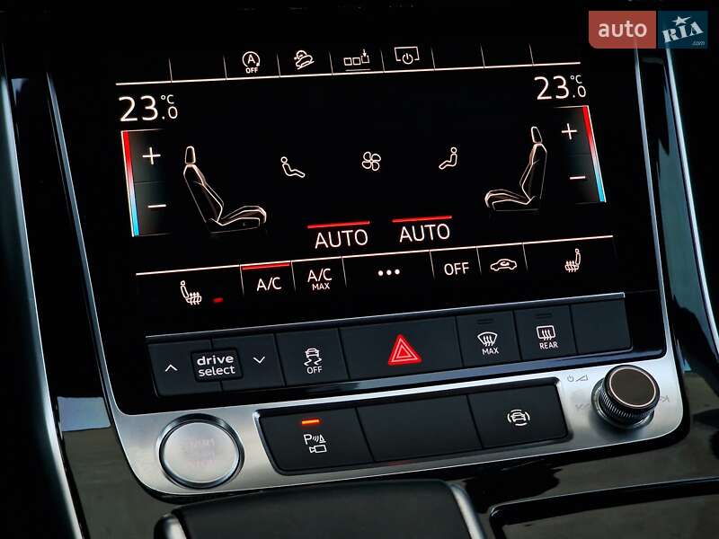 Внедорожник / Кроссовер Audi Q8 2019 в Одессе