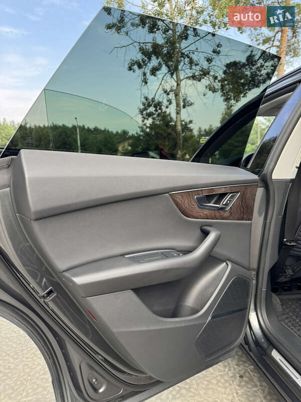 Внедорожник / Кроссовер Audi Q8 2020 в Львове