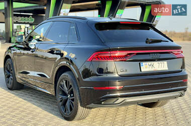 Внедорожник / Кроссовер Audi Q8 2020 в 