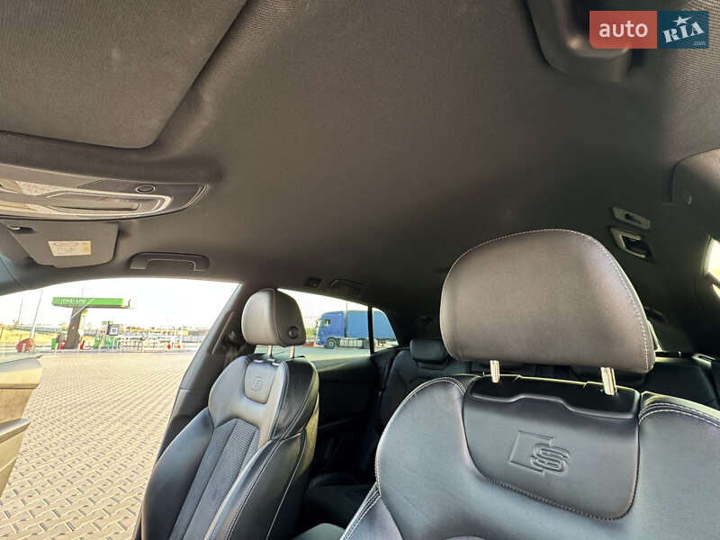 Внедорожник / Кроссовер Audi Q8 2020 в Киеве