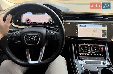 Внедорожник / Кроссовер Audi Q8 2019 в 