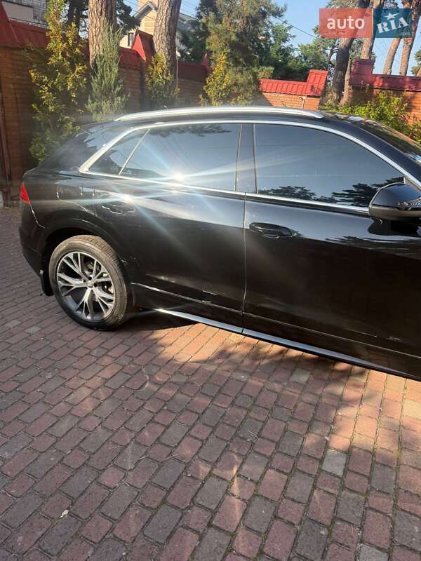 Внедорожник / Кроссовер Audi Q8 2020 в Львове фото 4 Внедорожник / Кроссовер Audi Q8 2020 в Львове