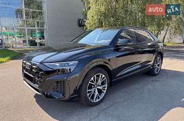 Позашляховик / Кросовер Audi Q8 2025 в Києві