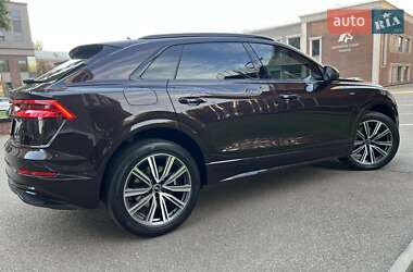 Внедорожник / Кроссовер Audi Q8 2020 в 