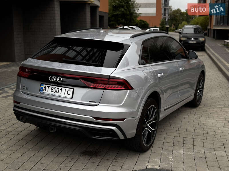 Внедорожник / Кроссовер Audi Q8 2020 в Ивано-Франковске