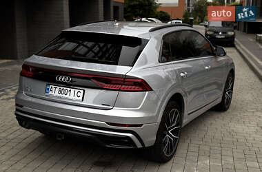Внедорожник / Кроссовер Audi Q8 2020 в 