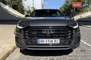 Внедорожник / Кроссовер Audi Q8 2020 в 