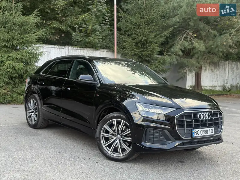 Audi Q8