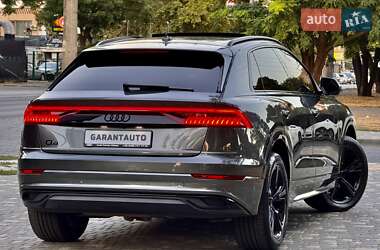 Внедорожник / Кроссовер Audi Q8 2019 в 