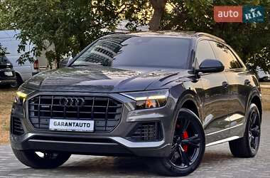 Внедорожник / Кроссовер Audi Q8 2019 в 