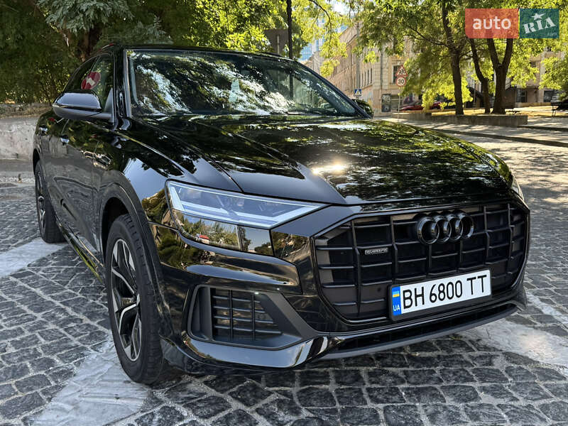 Audi Q8 2020