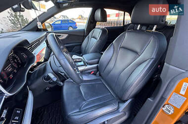 Позашляховик / Кросовер Audi Q8 2019 в 