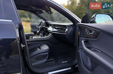 Внедорожник / Кроссовер Audi Q8 2019 в 