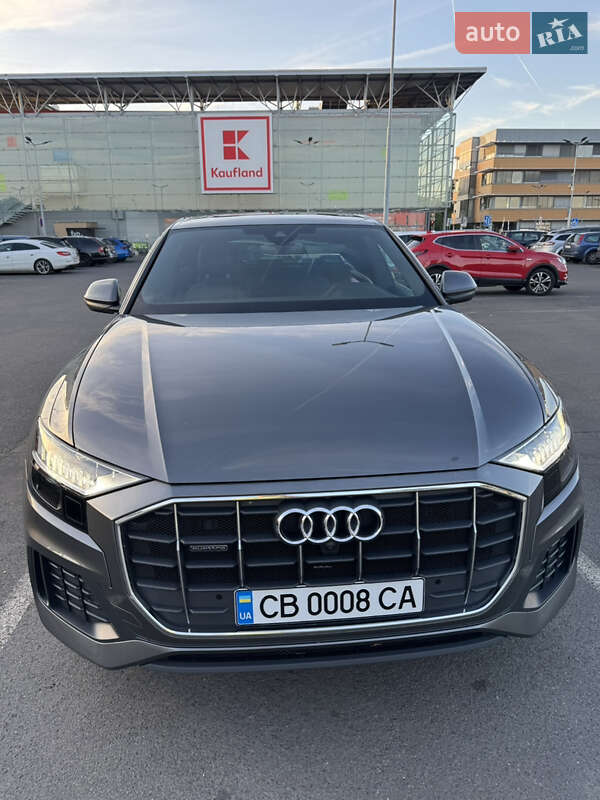 Audi Q8 2023