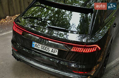 Внедорожник / Кроссовер Audi Q8 2020 в 