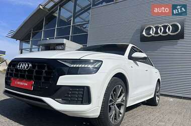 Позашляховик / Кросовер Audi Q8 2022 в Дніпрі