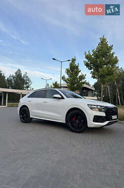 Внедорожник / Кроссовер Audi Q8 2019 в 