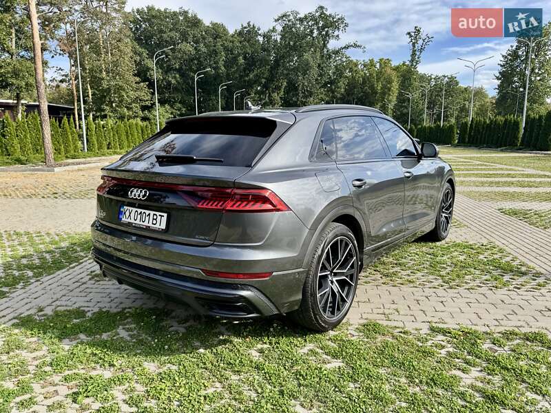 Внедорожник / Кроссовер Audi Q8 2019 в Харькове