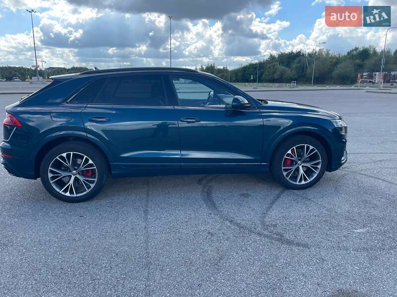 Внедорожник / Кроссовер Audi Q8 2019 в Львове
