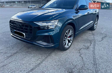 Внедорожник / Кроссовер Audi Q8 2019 в 