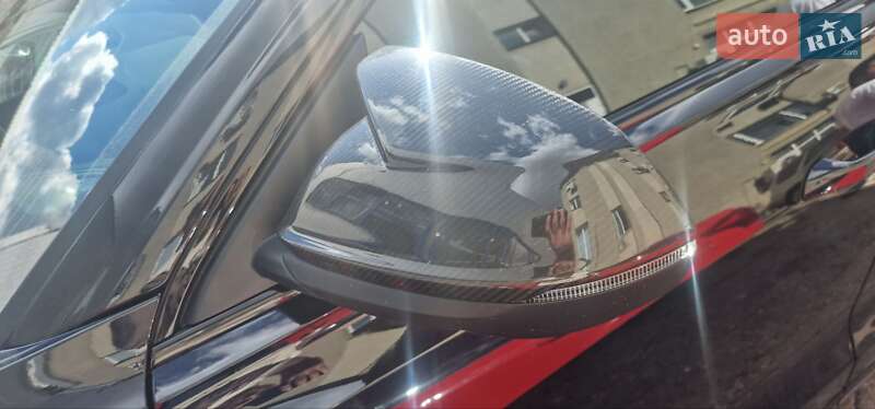 Внедорожник / Кроссовер Audi Q8 2019 в Киеве