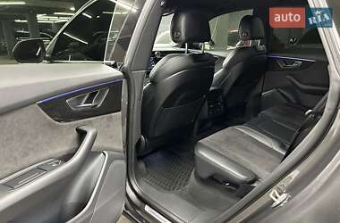 Внедорожник / Кроссовер Audi Q8 2020 в 