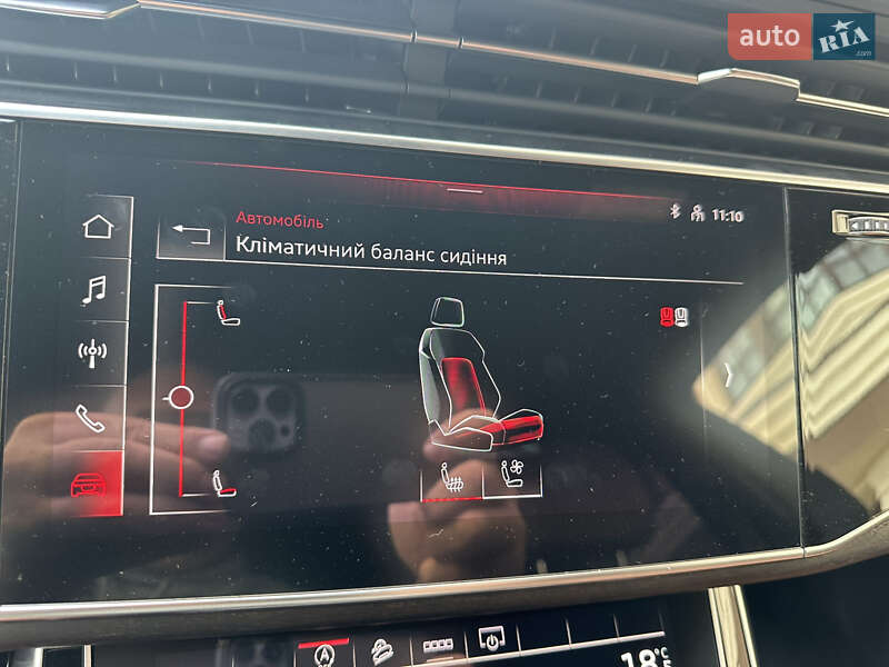 Внедорожник / Кроссовер Audi Q8 2021 в Киеве