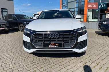 Внедорожник / Кроссовер Audi Q8 2018 в 