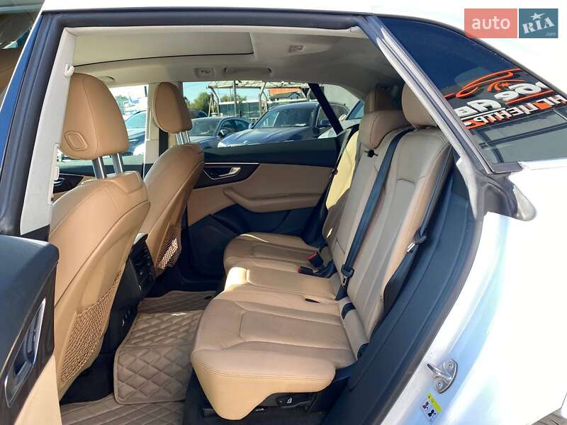 Внедорожник / Кроссовер Audi Q8 2018 в Львове