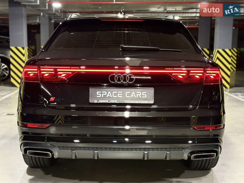 Внедорожник / Кроссовер Audi Q8 2024 в Киеве