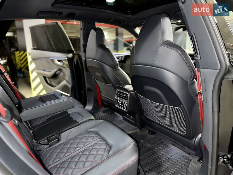 Внедорожник / Кроссовер Audi Q8 2024 в Киеве