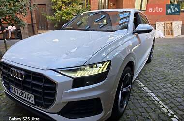 Внедорожник / Кроссовер Audi Q8 2020 в 