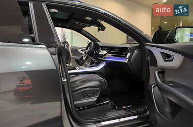 Внедорожник / Кроссовер Audi Q8 2020 в 