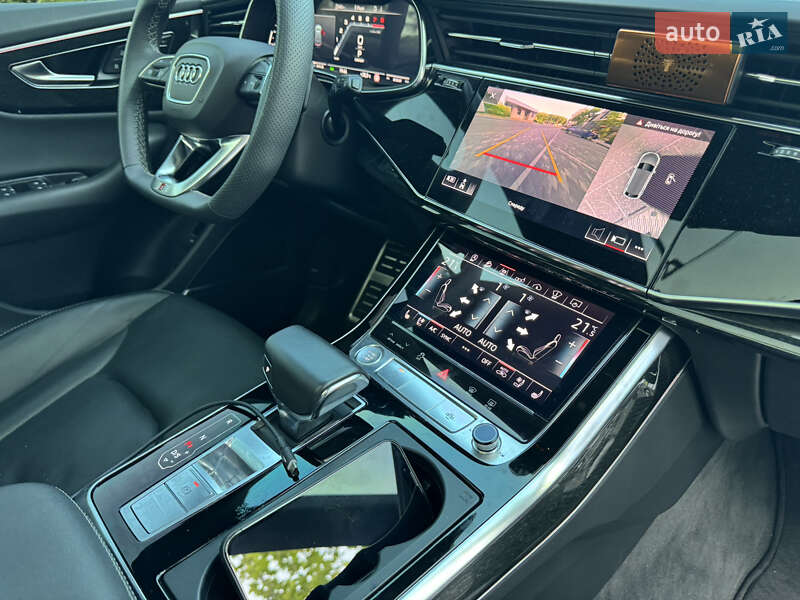 Внедорожник / Кроссовер Audi Q8 2019 в Киеве