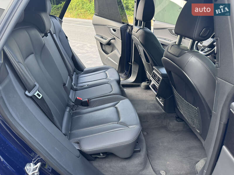 Внедорожник / Кроссовер Audi Q8 2019 в Киеве