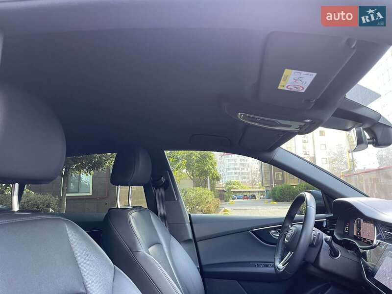 Внедорожник / Кроссовер Audi Q8 2023 в Одессе