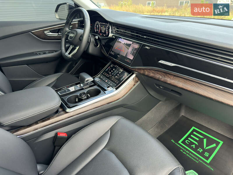 Внедорожник / Кроссовер Audi Q8 2019 в Ивано-Франковске