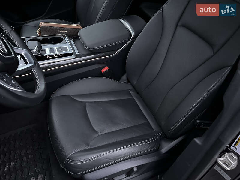 Внедорожник / Кроссовер Audi Q8 2021 в Хмельницком