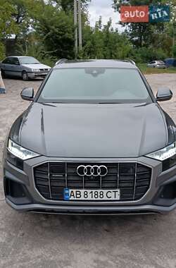 Позашляховик / Кросовер Audi Q8 2018 в Вінниці