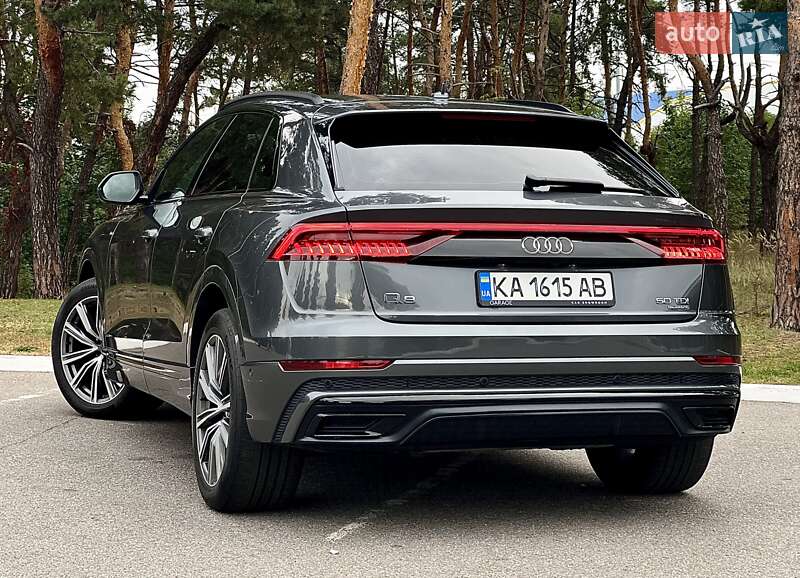 Позашляховик / Кросовер Audi Q8 2019 в Києві