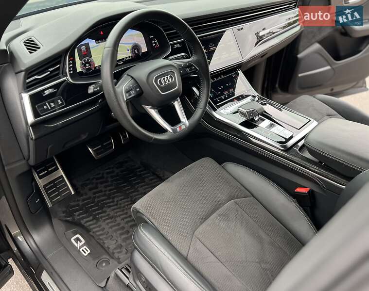 Позашляховик / Кросовер Audi Q8 2019 в Києві