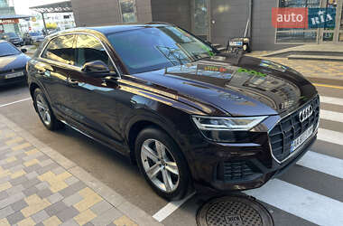 Внедорожник / Кроссовер Audi Q8 2019 в 