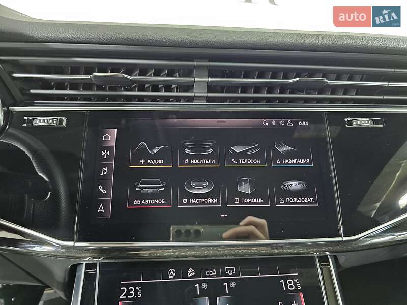 Внедорожник / Кроссовер Audi Q8 2018 в Киеве
